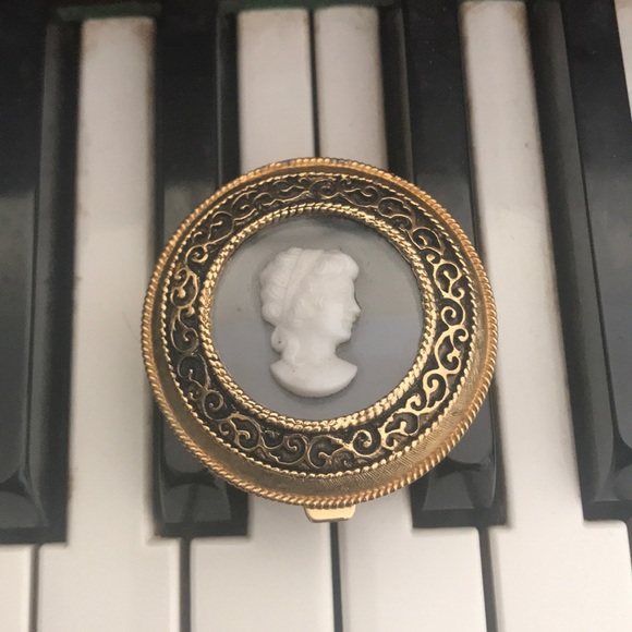 Max Factor Other - Vintage Max Factor Cameo Compact